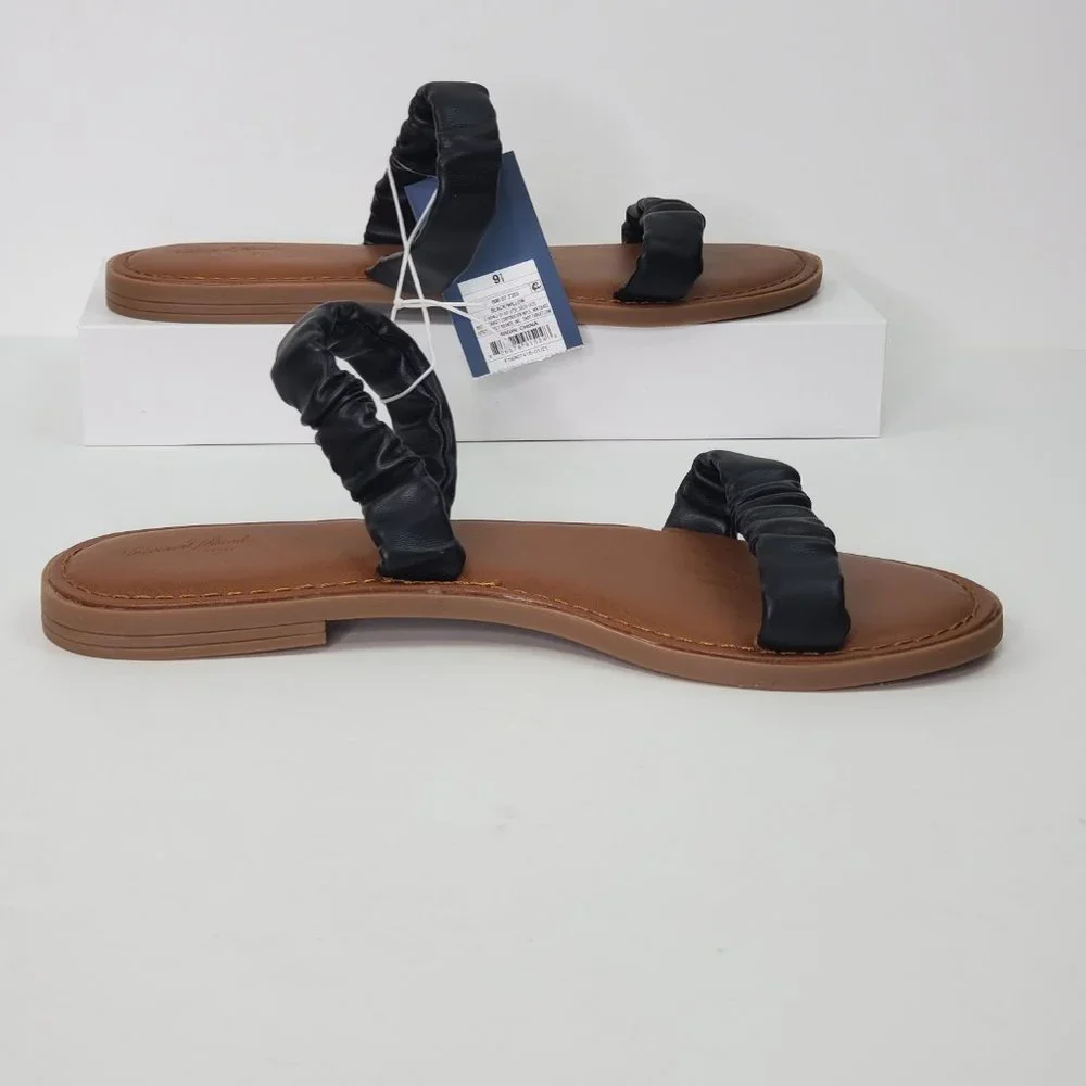Universal Thread Black Brown Willow Slip-On Slide-On Flat Sandals NWT Size 9 1/2